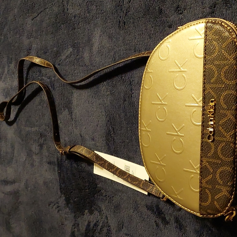 Calvin Klein Ladies Handbag - Picture 5 of 7